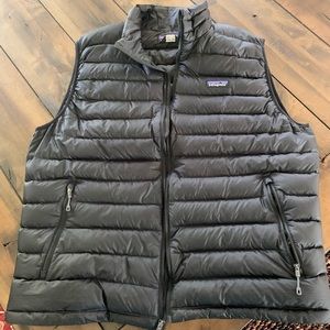 Black Men’s Patagonia Vest